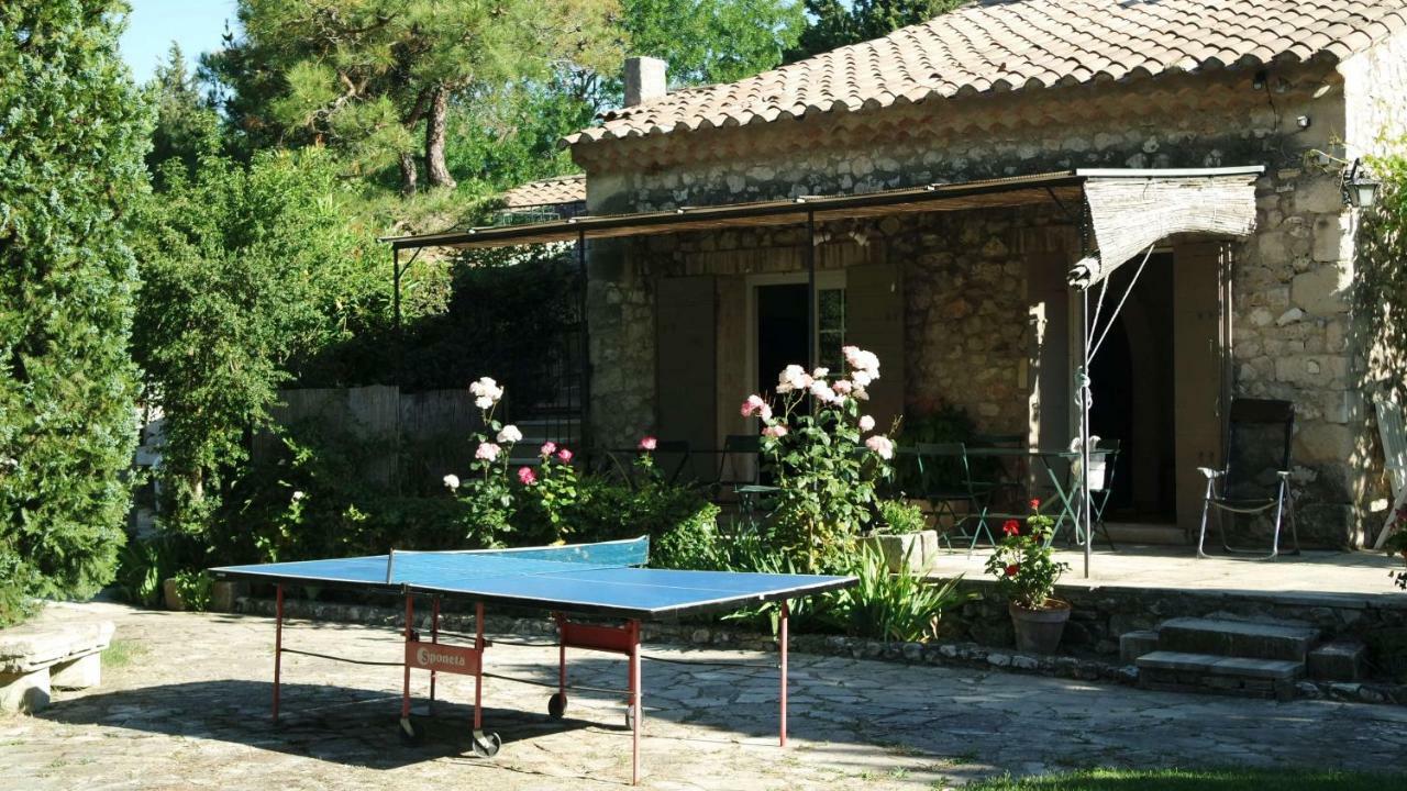 Mas Grimaud - Gite- Studio Et Chambres D'Hotes Familiales エガリエール エクステリア 写真