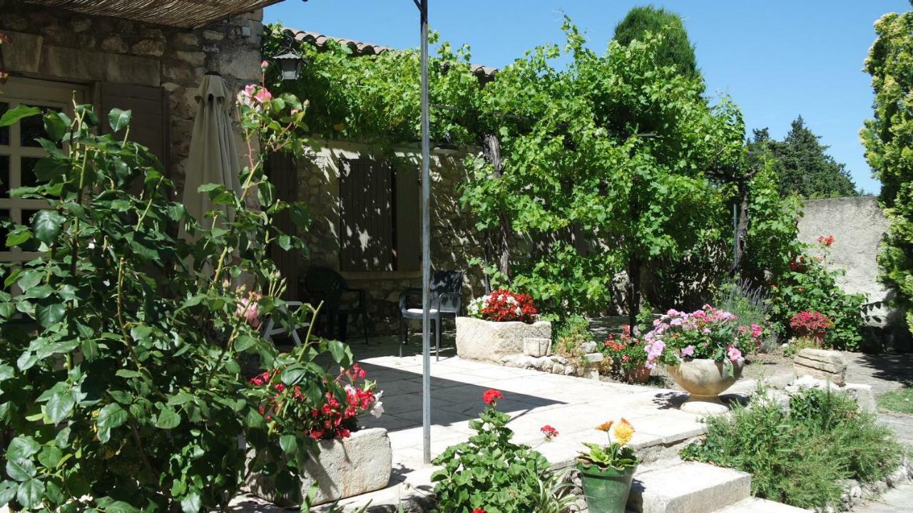 Mas Grimaud - Gite- Studio Et Chambres D'Hotes Familiales エガリエール エクステリア 写真