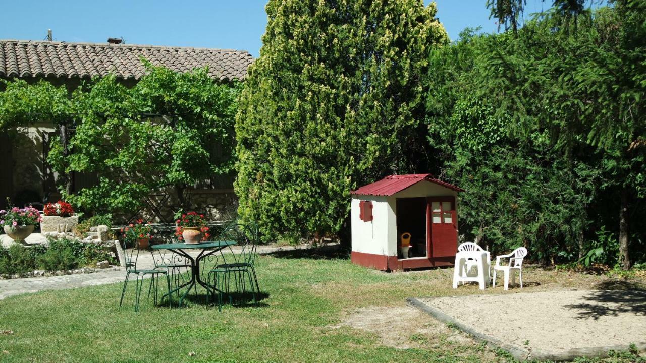 Mas Grimaud - Gite- Studio Et Chambres D'Hotes Familiales エガリエール エクステリア 写真