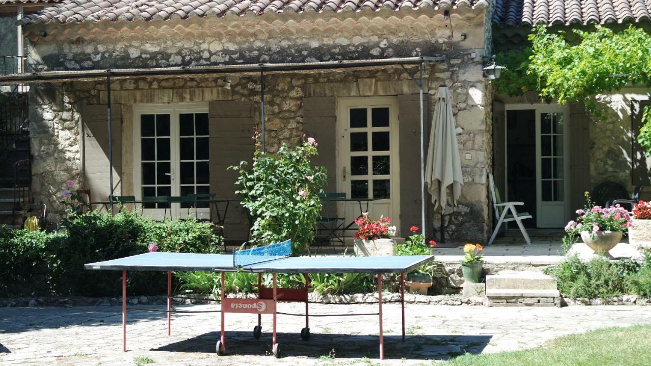 Mas Grimaud - Gite- Studio Et Chambres D'Hotes Familiales エガリエール エクステリア 写真